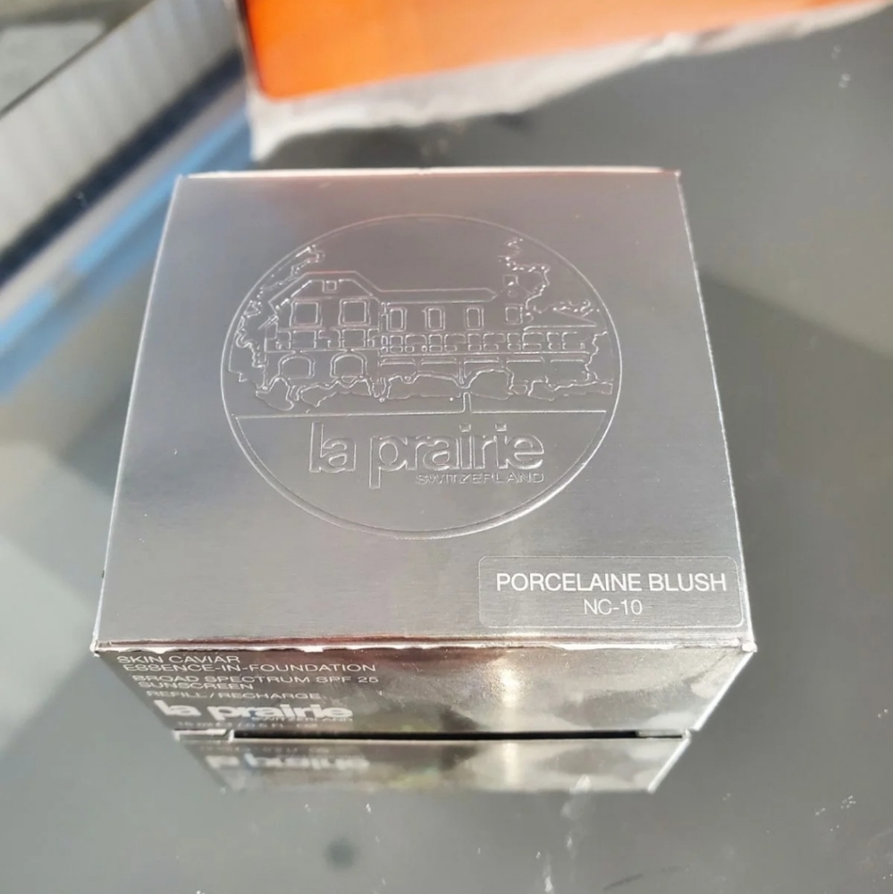 La Prairie Skin Caviar Essence In Founda
